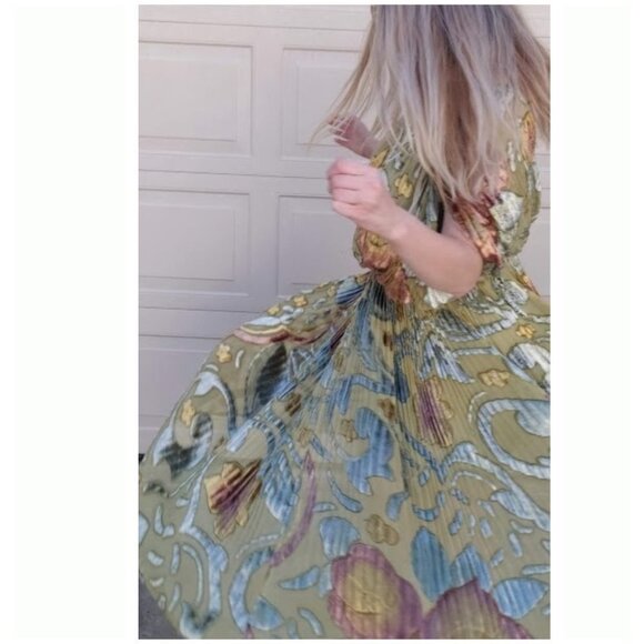 CO. Hand Painted Watercolor French Velvet Pleated Midi‎ Dress - Picture 4 of 10